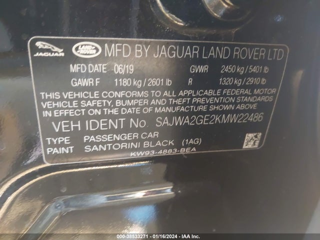 2019 JAGUAR XJ SAJWA2GE2KMW22486 Photo 8