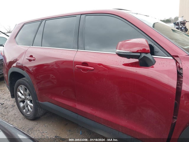 Toyota Grand Highlander Limited 2024 5TDAAAB55RS010162 Image 13