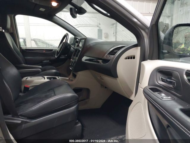 2C4RDGCG0LR179695 Dodge Grand Caravan Sxt