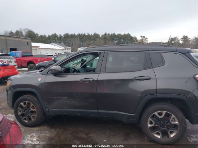3C4NJDDB2JT413046 Jeep Compass Trailhawk 4x4