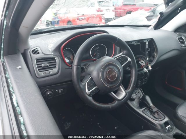 3C4NJDDB2JT413046 Jeep Compass Trailhawk 4x4