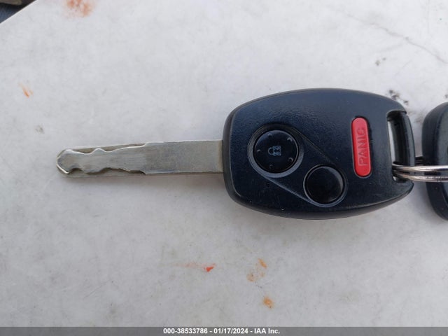 2008 HONDA FIT SPORT VIN: JHMGD386X8S072917