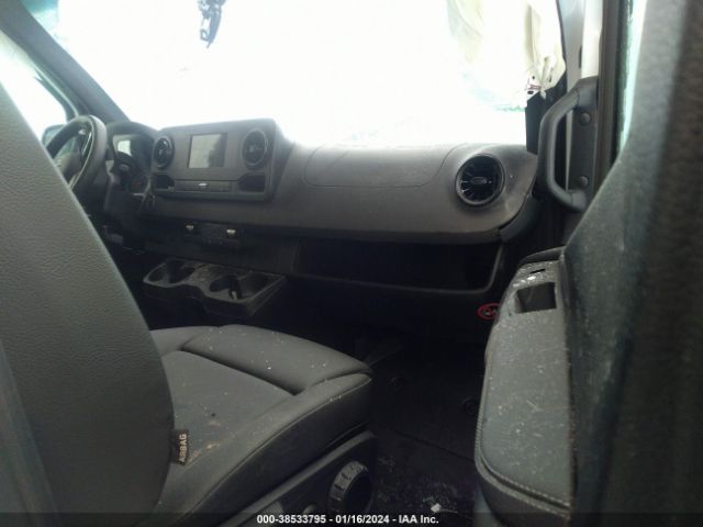 2022 MERCEDES-BENZ SPRINTER 2500 W1Y40BHY0NT093949 Photo 4
