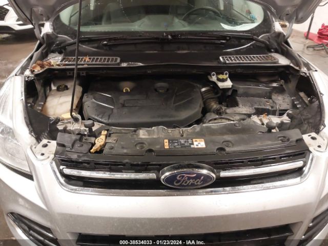 1FMCU9J95GUC40775 Ford Escape Titanium