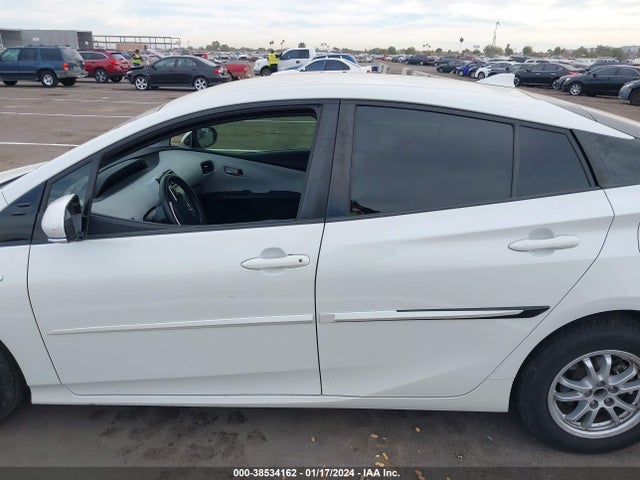 2017 TOYOTA PRIUS TWO ECO VIN: JTDKARFU5H3054005