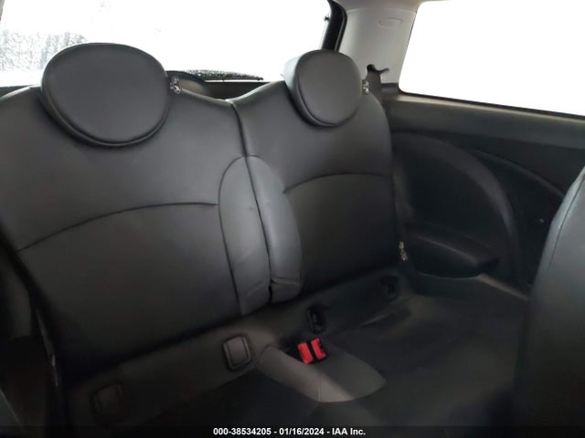 2010 MINI COOPER S WMWMF7C50ATX42931 Photo 7