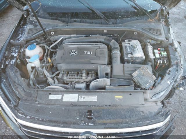 1VWBT7A33GC048972 Volkswagen Passat 1.8t Se