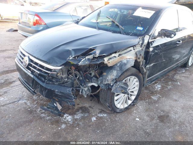 1VWBT7A33GC048972 Volkswagen Passat 1.8t Se