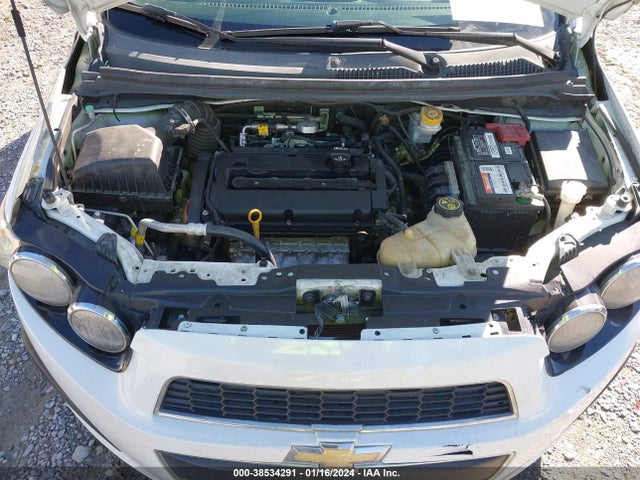 Chevrolet Sonic Ls Auto 2016 1G1JA6SH7G4157141 Image 10