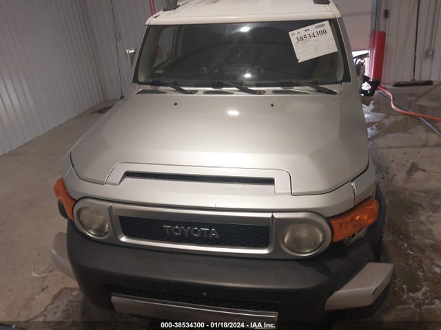 2007 TOYOTA FJ CRUISER VIN: JTEBU11F370004538