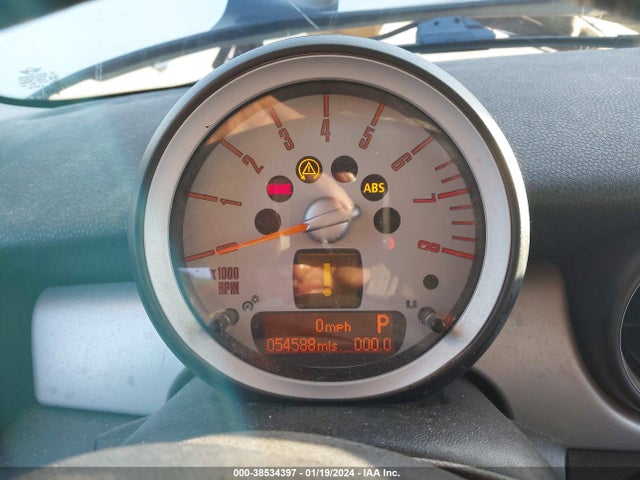 2010 MINI COOPER WMWMF3C57ATZ61264 Photo 6