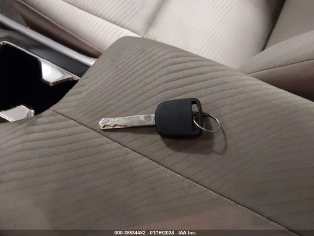 1HGCR2F3XGA041399 Honda ACCORD LX