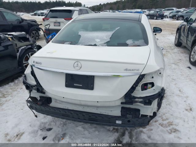 WDDZF4KB9KA582114 Mercedes-Benz E 300 4matic