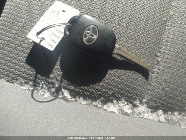 2017 TOYOTA RAV4 2T3RFREV7HW642463 Photo 10