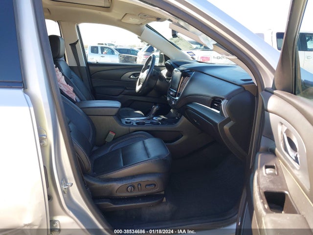 Chevrolet Traverse Premier 2019 1GNERKKW5KJ258981 Image 5