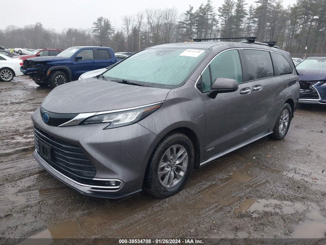 Toyota SIENNA XLE 2021 5TDJSKFC3MS012349 Image 2