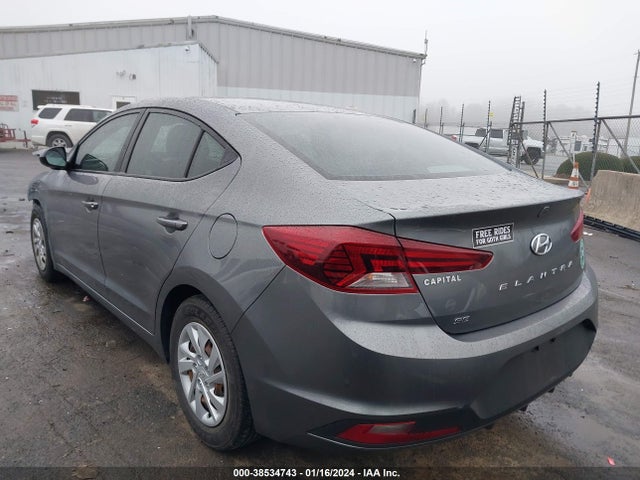 2019 HYUNDAI ELANTRA SE VIN: 5NPD74LF6KH475405
