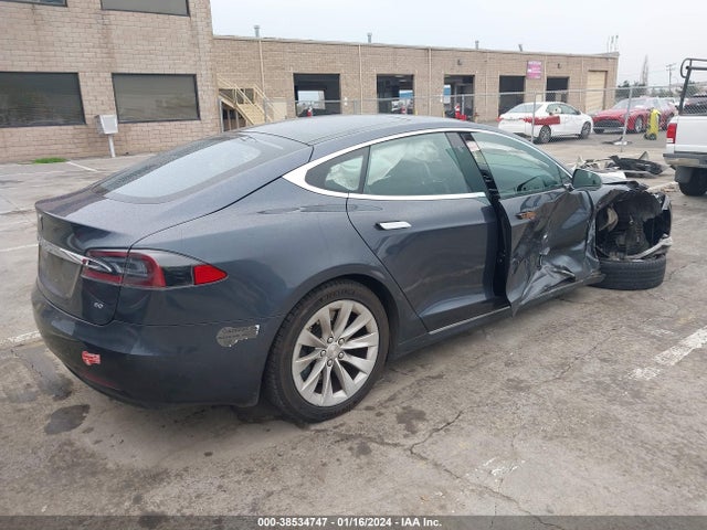 2016 TESLA MODEL S 5YJSA1E18GF175637 Photo 3