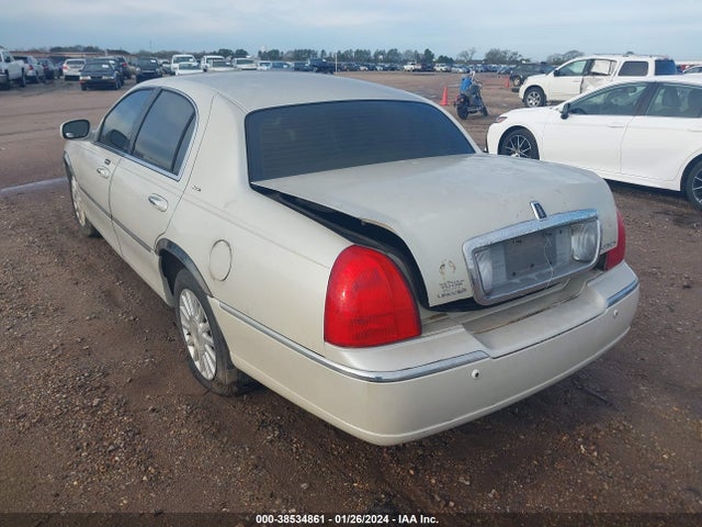 2004 LINCOLN TOWN CAR ULTIMATE VIN: 1LNHM83W34Y619345