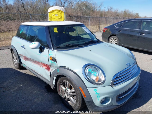 2011 MINI COOPER WMWSU3C52BT253079 Photo 0