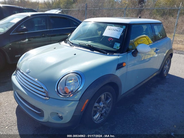 2011 MINI COOPER WMWSU3C52BT253079 Photo 1