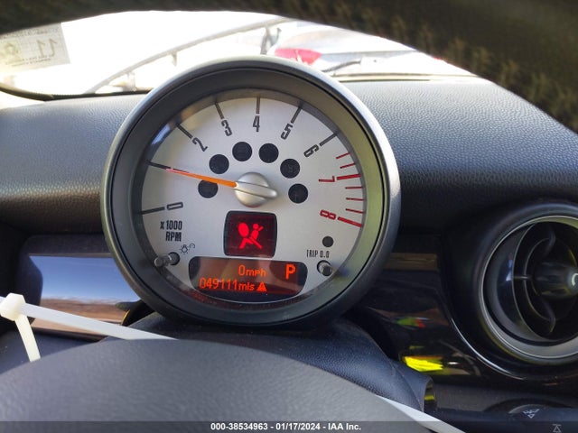 2011 MINI COOPER WMWSU3C52BT253079 Photo 6