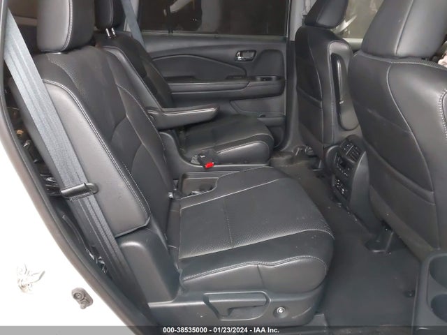 Honda Pilot Elite 2016 5FNYF6H01GB048627 Image 8