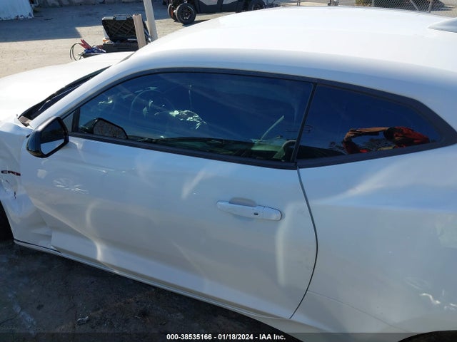 Chevrolet Camaro 1lt 2018 1G1FB1RS2J0123730 Image 14