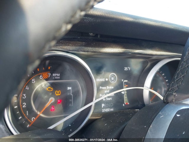 1C4HJXEN0MW538875 Jeep Wrangler Unlimited Sahara Altitude 4x4