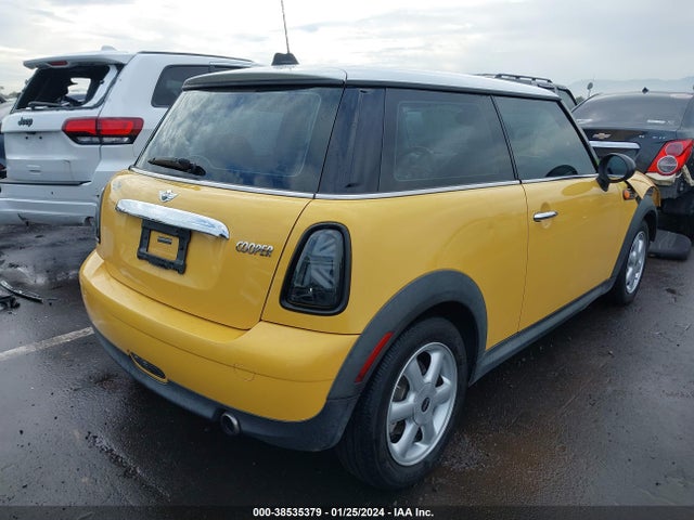 2007 MINI COOPER WMWMF33597TT56218 Photo 3