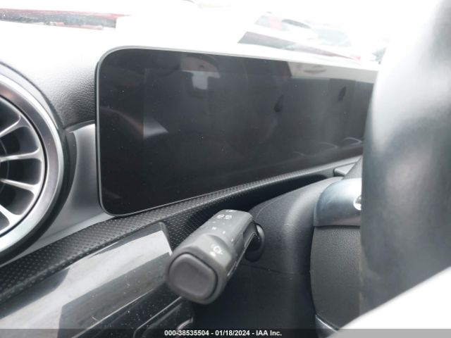 WDD3G4FB9KW017653 Mercedes-Benz A 220 4matic