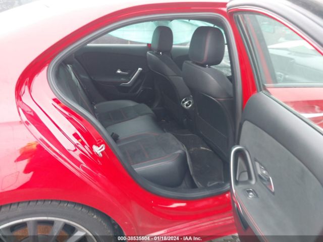 WDD3G4FB9KW017653 Mercedes-Benz A 220 4matic