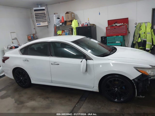 2016 NISSAN ALTIMA 2.5 SR VIN: 1N4AL3AP5GC147163