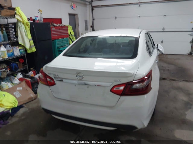 2016 NISSAN ALTIMA 2.5 SR VIN: 1N4AL3AP5GC147163