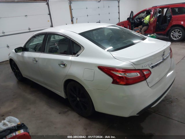 2016 NISSAN ALTIMA 2.5 SR VIN: 1N4AL3AP5GC147163