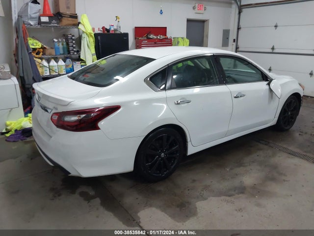 2016 NISSAN ALTIMA 2.5 SR VIN: 1N4AL3AP5GC147163