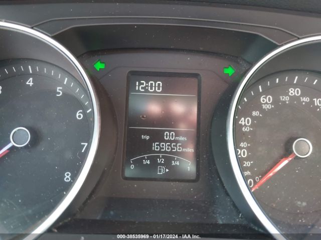 3VWD67AJ4GM315727 Volkswagen Jetta 1.4t Se
