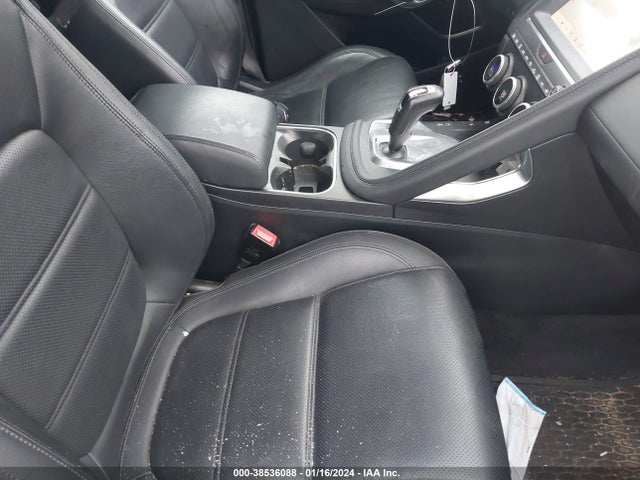 2020 JAGUAR E-PACE SADFP2FX9L1Z77047 Photo 4