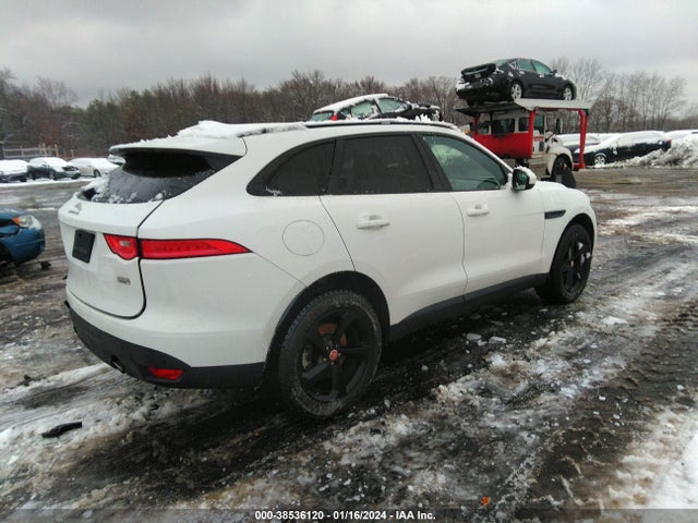 2018 JAGUAR F-PACE SADCJ2FX4JA281777 Photo 3