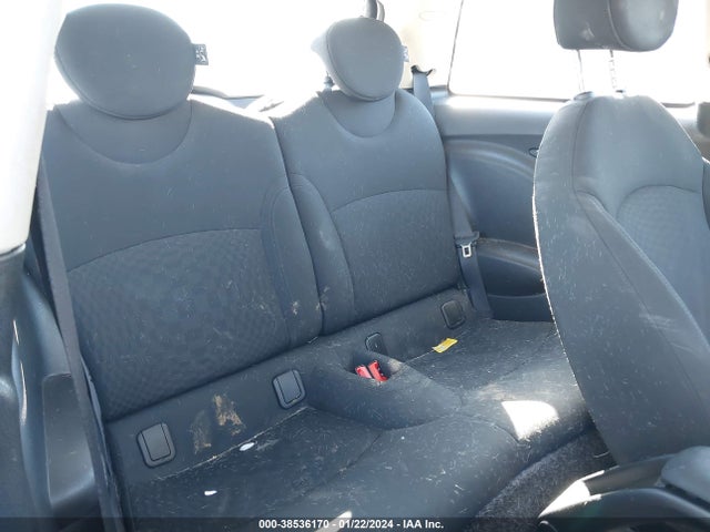 2012 MINI COOPER WMWSU3C50CT262168 Photo 7