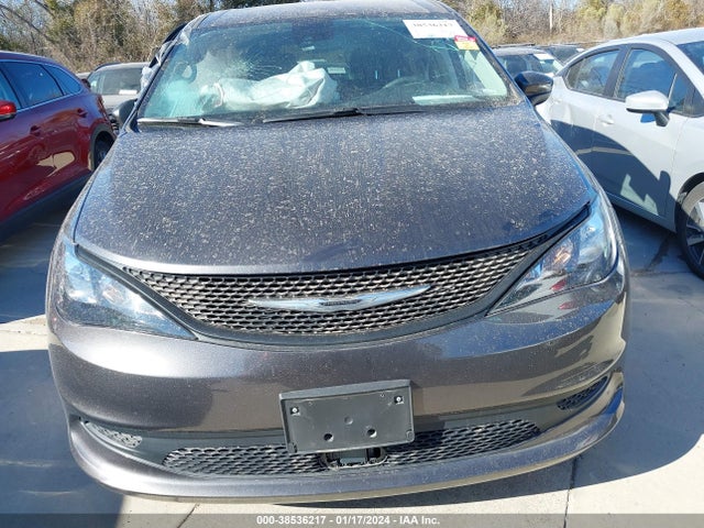 2C4RC1CG9PR610539 Chrysler Voyager Lx