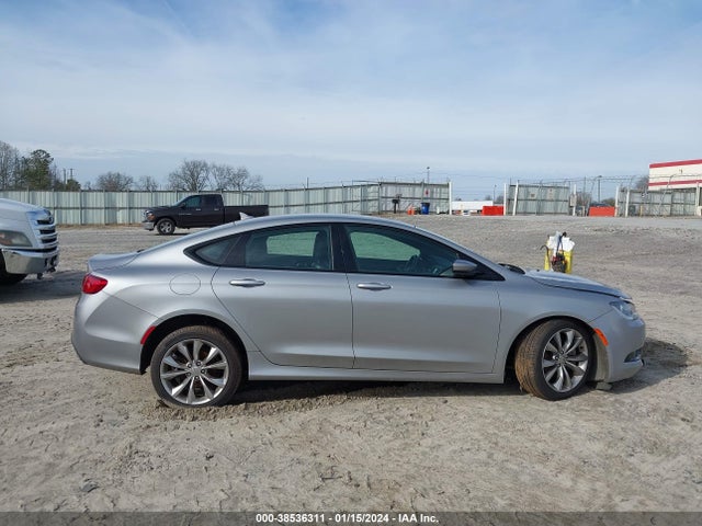 Chrysler 200 S 2015 1C3CCCBB2FN592411 Image 13