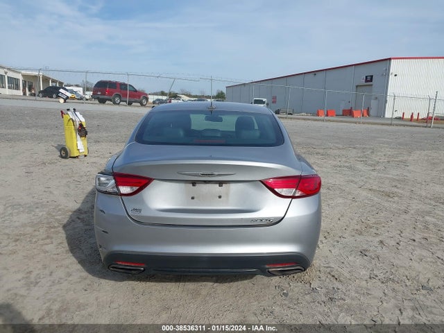 Chrysler 200 S 2015 1C3CCCBB2FN592411 Image 16