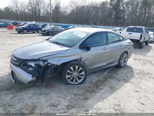 Chrysler 200 S 2015 1C3CCCBB2FN592411 Image 2