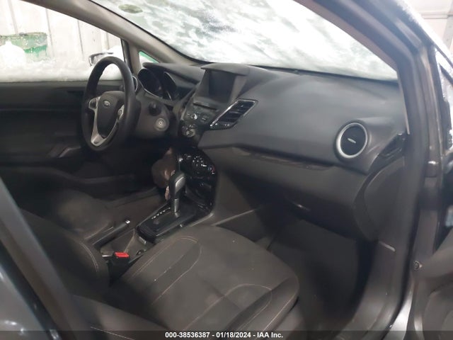 Ford FIESTA SE 2019 3FADP4EJ3KM105451 Image 5
