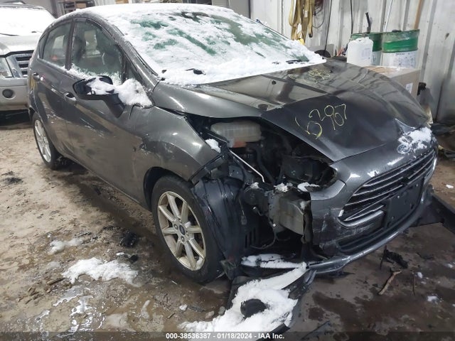 Ford FIESTA SE 2019 3FADP4EJ3KM105451 Image 6