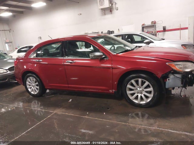 Chrysler 200 Limited 2014 1C3CCBCG5EN135899 Image 14