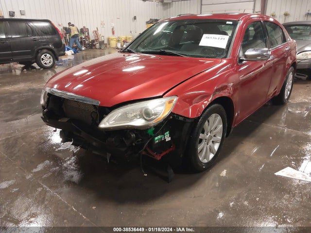 1C3CCBCG5EN135899 Chrysler 200 Limited