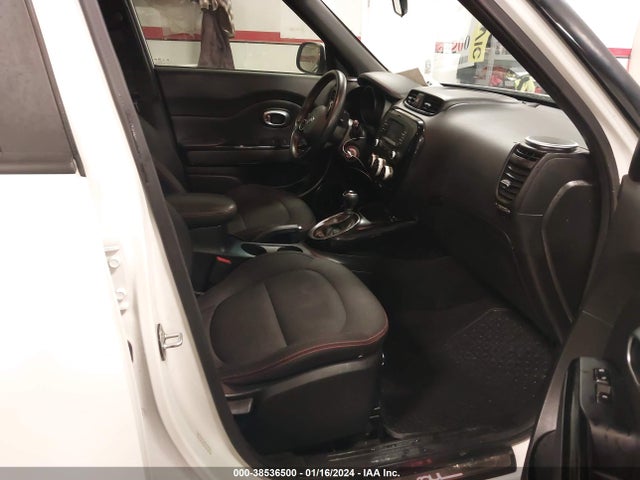 KIA SOUL + 2016 KNDJP3A59G7345430 Image 5