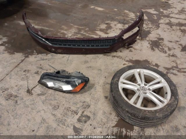 1VWBN7A38EC055925 Volkswagen Passat 2.0l Tdi Se